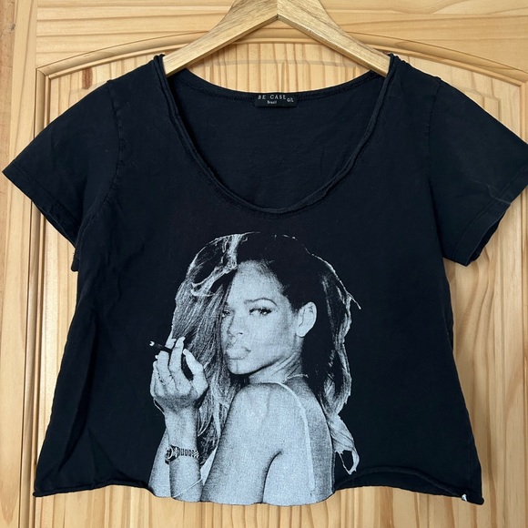 Rihanna Cropped Tshirt - Picture 2 of 4